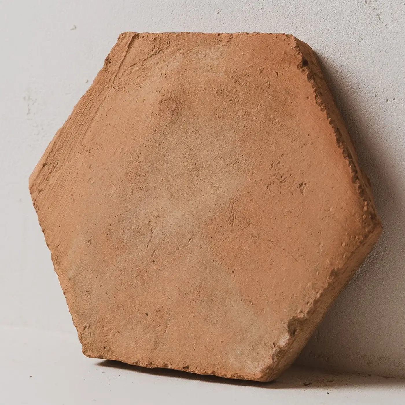 Rajola hexagonal de terra cuita